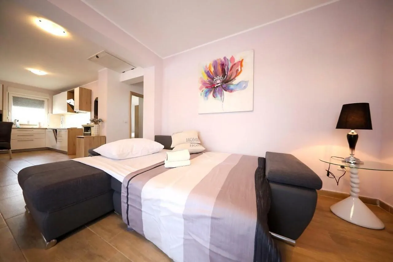 Holiday House Mia Murvica