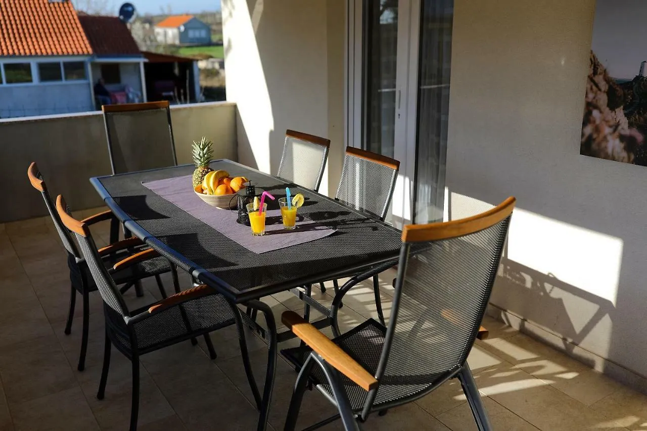 Holiday House Mia Murvica