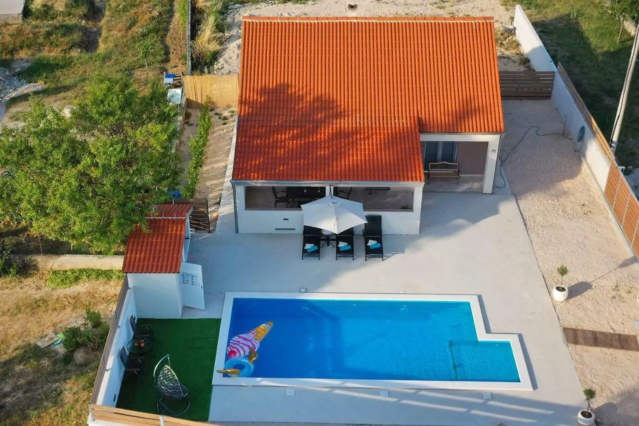 Villa Holiday House Mia Murvica  Croatia