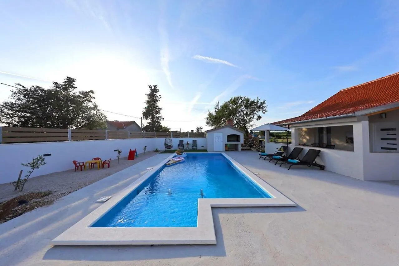 Holiday House Mia Murvica  Villa